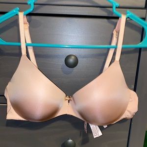 Victoria’s Secret dream angels push up bra